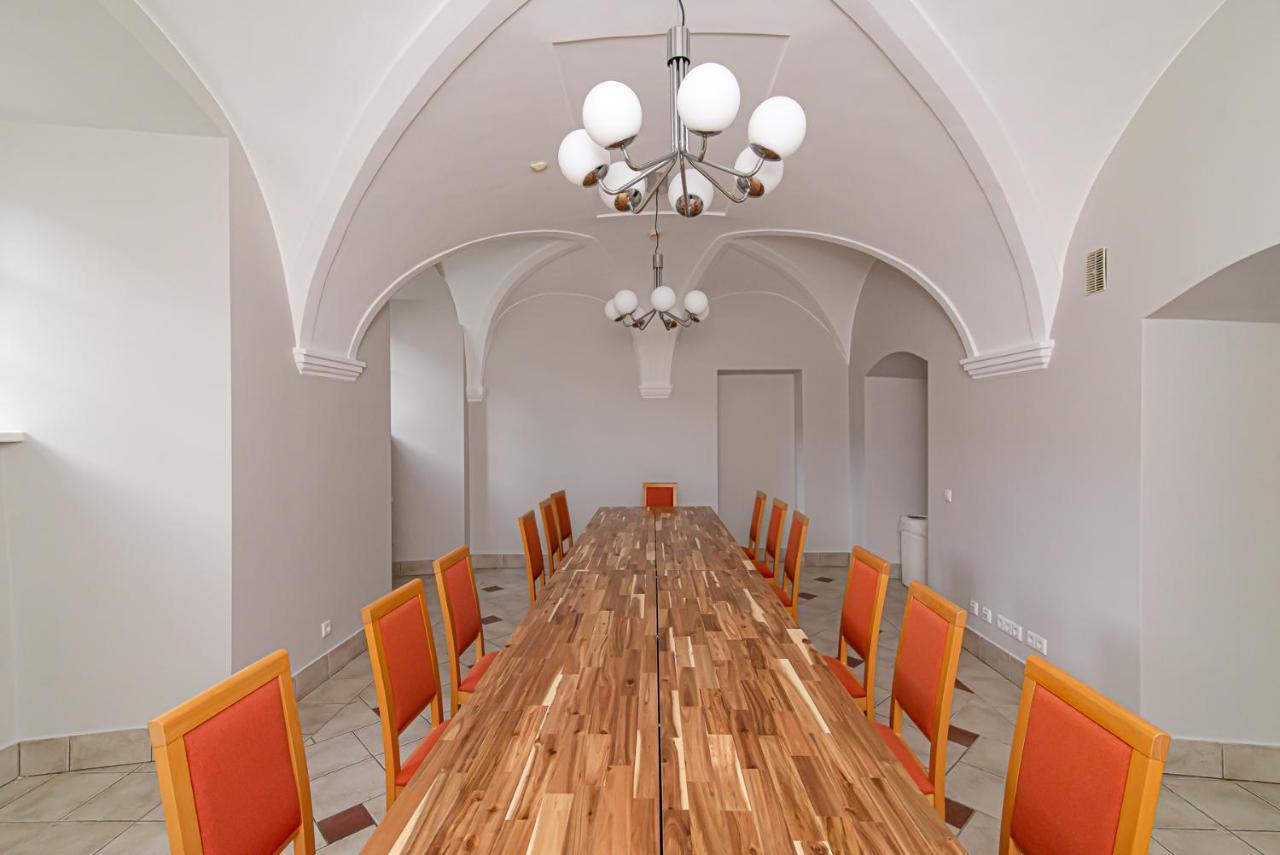 Domus Maria Hotell VNO Eksteriør bilde