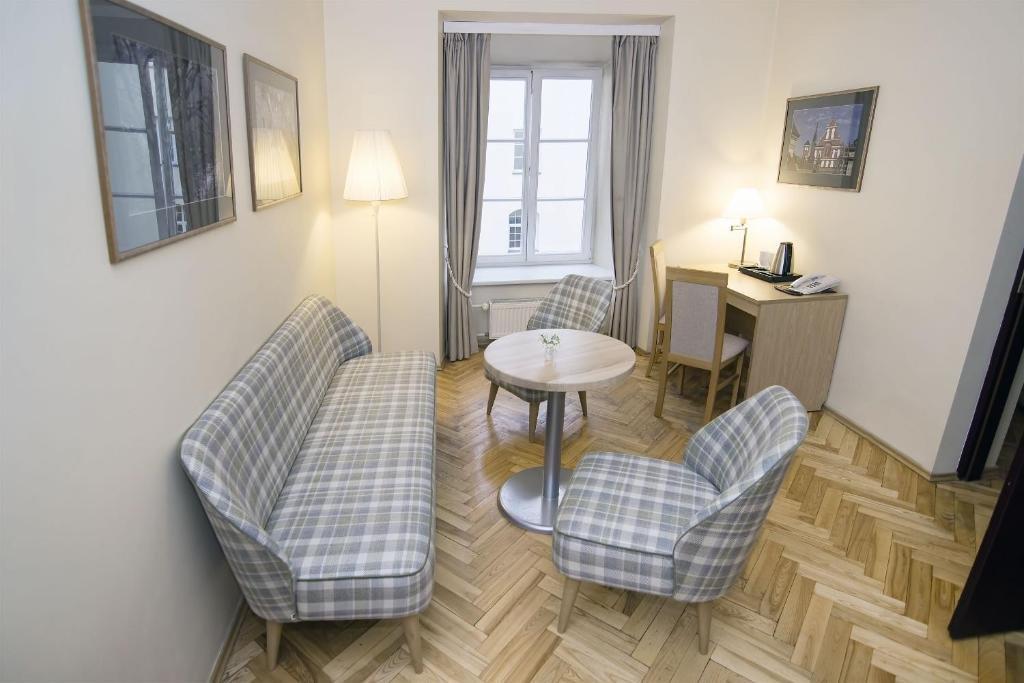 Domus Maria Hotell VNO Eksteriør bilde